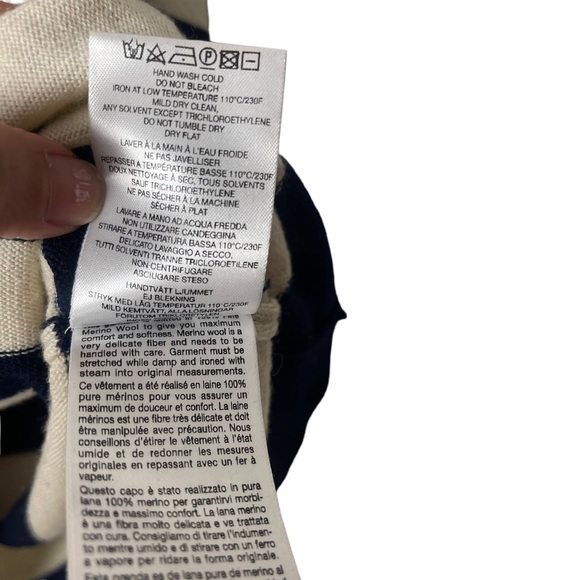 VINTAGE Men’s Red White Blue Striped Merino Wool Sweater Vest Size L Golf - Picture 7 of 8